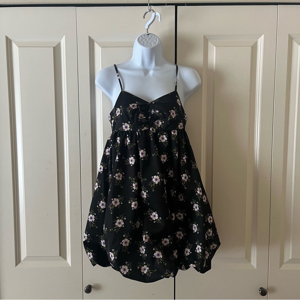 🌸🖤 Free People Floral Babydoll Mini Dress – New With Tags 🖤🌸